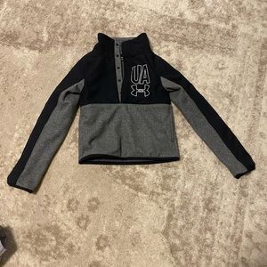 Under Armour pullover